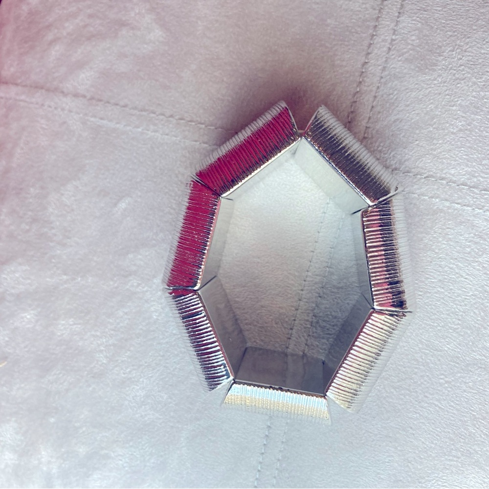 Retro stretch silver bracelet